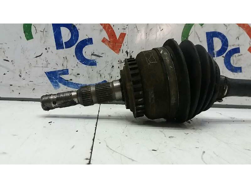 Recambio de transmision delantera derecha para opel vectra b berlina básico referencia OEM IAM 1.816V/116CV  