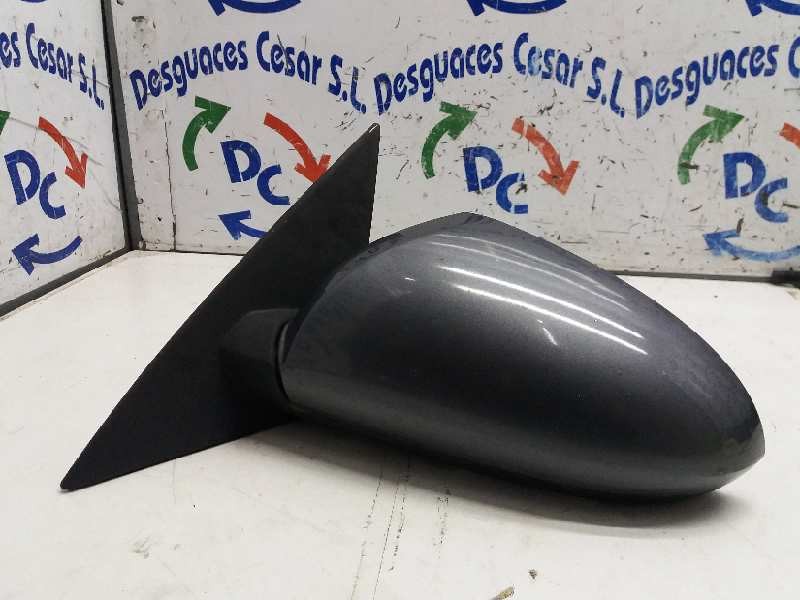 Recambio de retrovisor izquierdo para nissan primera berlina (p12) acenta referencia OEM IAM 96302AU419 GRIS 