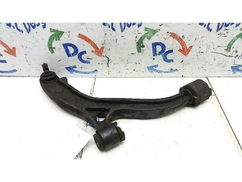 Recambio de brazo suspension inferior delantero derecho para chrysler voyager (gs) 2.4 referencia OEM IAM 04694760AC  