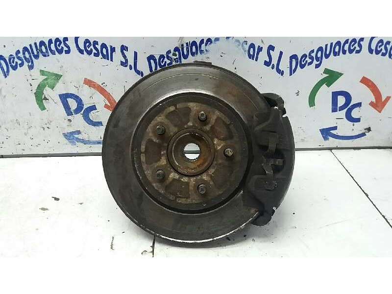 Recambio de mangueta delantera derecha para chrysler voyager (gs) 2.4 referencia OEM IAM 04694822  