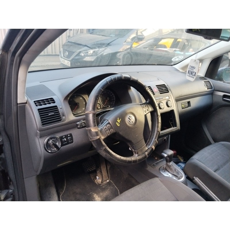 VOLKSWAGEN TOURAN (1T1, 1T2) - imagen 5