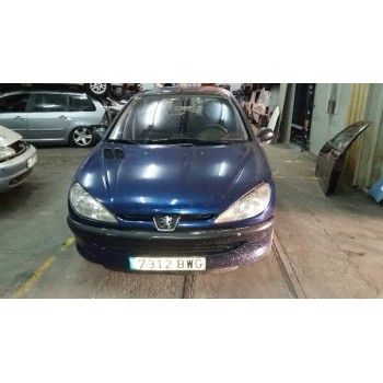 PEUGEOT 206 BERLINA