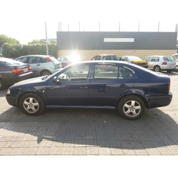 SKODA OCTAVIA BERLINA (1U2)
