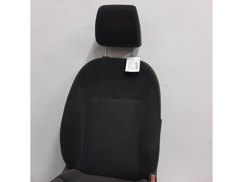 Recambio de asiento delantero derecho para ford focus c-max (cap) ambiente (d) referencia OEM IAM   