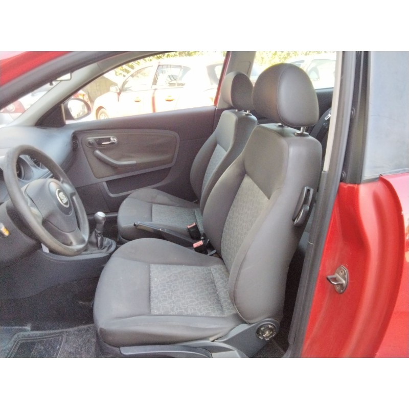 SEAT IBIZA III (6L1) - imagen 6