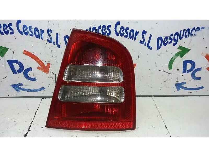 Recambio de piloto trasero derecho para skoda octavia berlina (1u2) tour referencia OEM IAM 1U6945112C  