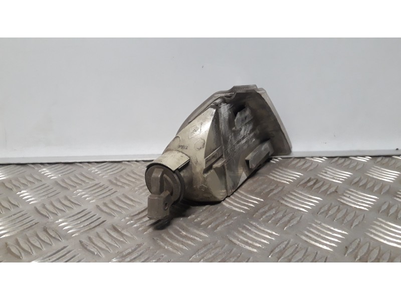 Recambio de piloto delantero izquierdo para renault laguna (b56) 2.0 anade referencia OEM IAM 7711130007  