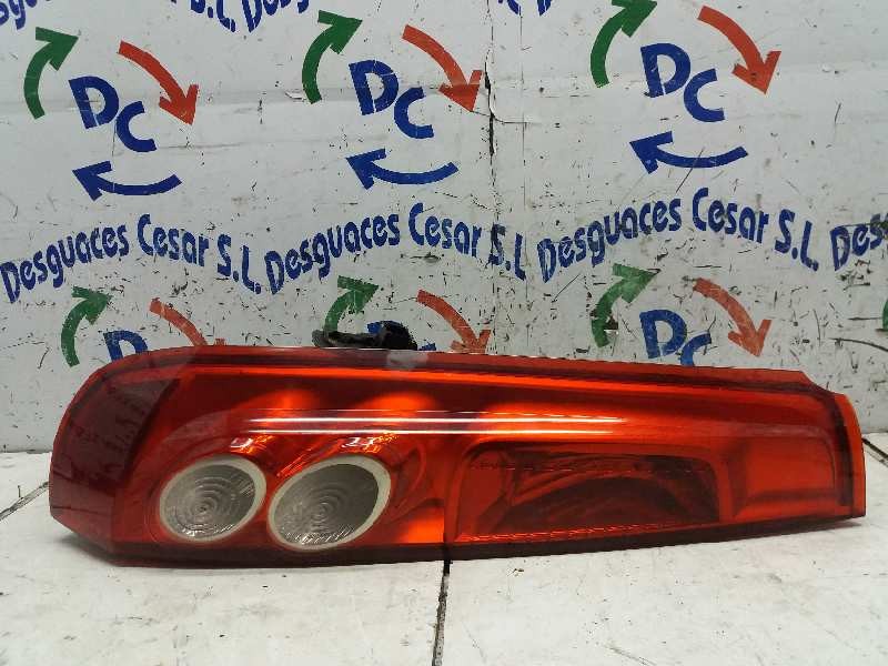 Recambio de piloto trasero izquierdo para ford fiesta (cbk) ambiente referencia OEM IAM 1432274  OFERTA