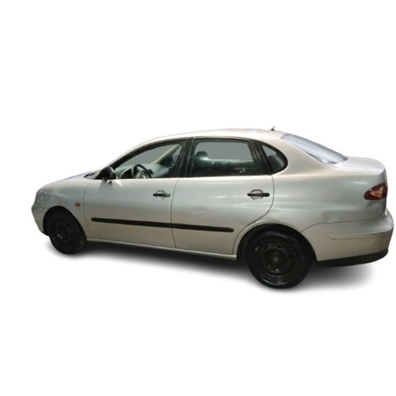 SEAT CORDOBA (6L2) - imagen 4
