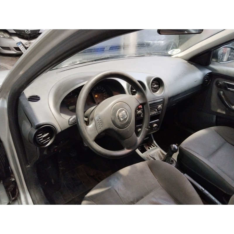 SEAT CORDOBA (6L2) - imagen 5