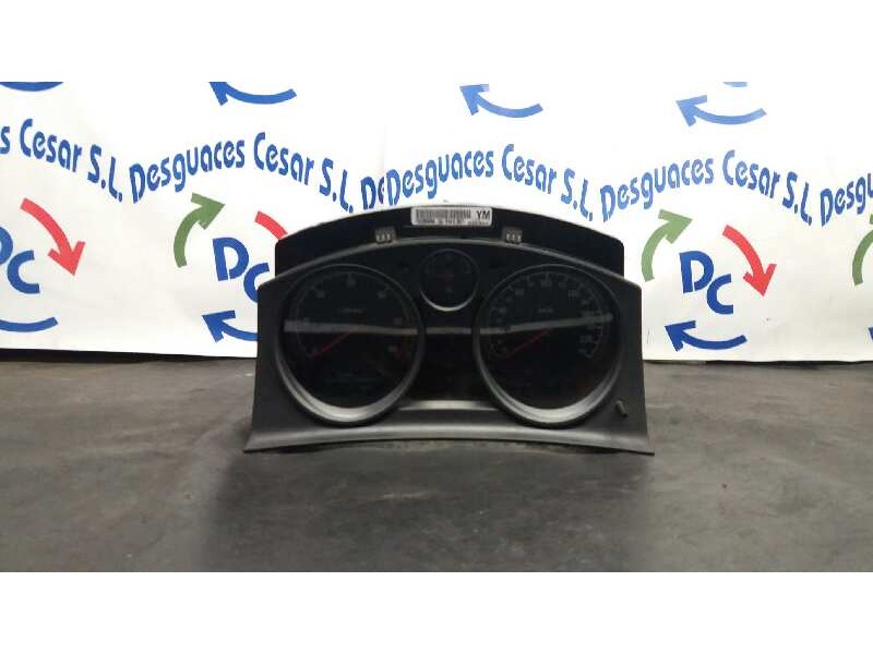 Recambio de cuadro instrumentos para opel zafira b enjoy referencia OEM IAM 13225956  