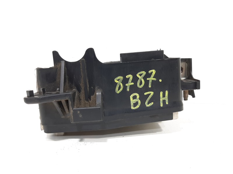 Recambio de caja reles / fusibles para mazda premacy (cp) td active referencia OEM IAM   