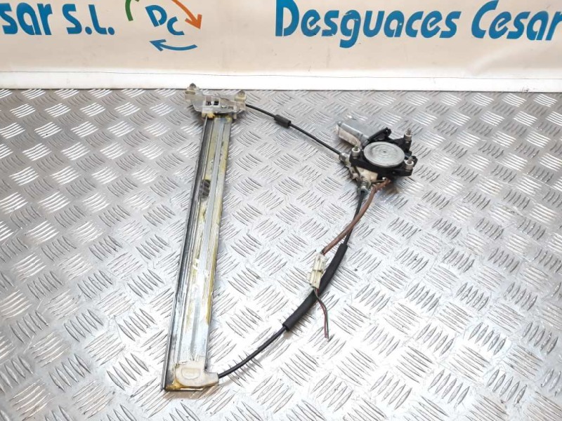 Recambio de elevalunas delantero derecho para mazda premacy (cp) td active referencia OEM IAM C10058590F  