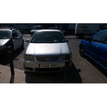 VOLKSWAGEN POLO BERLINA (6N2)