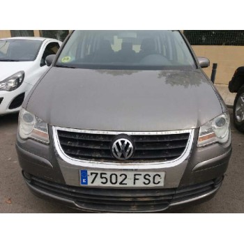 VOLKSWAGEN TOURAN (1T2)
