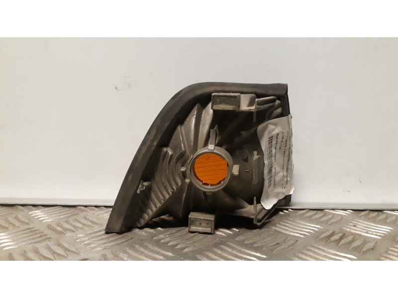 Recambio de piloto delantero izquierdo para bmw serie 3 berlina (e36) 318i referencia OEM IAM 63138353277  