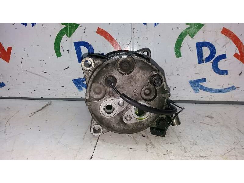 Recambio de compresor aire acondicionado para volvo serie 850 2.5 20v berlina referencia OEM IAM 8601533  