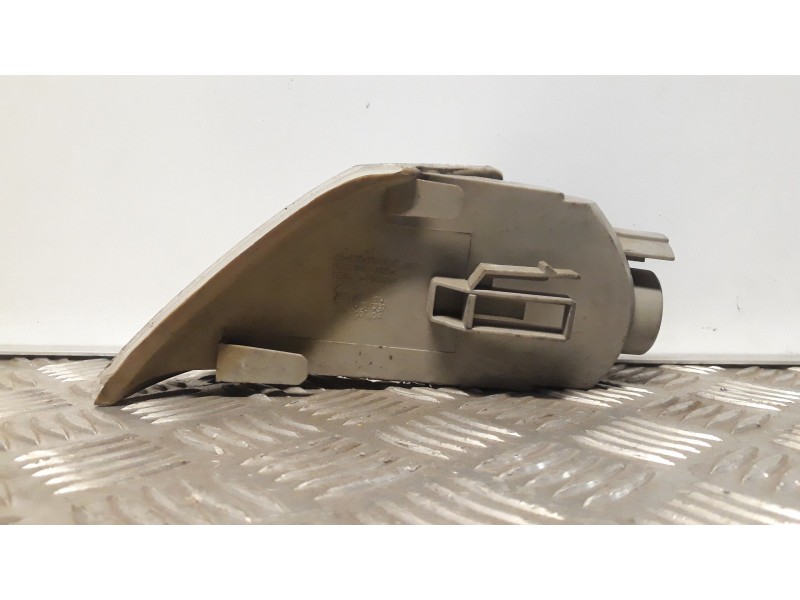 Recambio de piloto delantero derecho para citroën xantia berlina 2.0 hdi exclusive referencia OEM IAM   