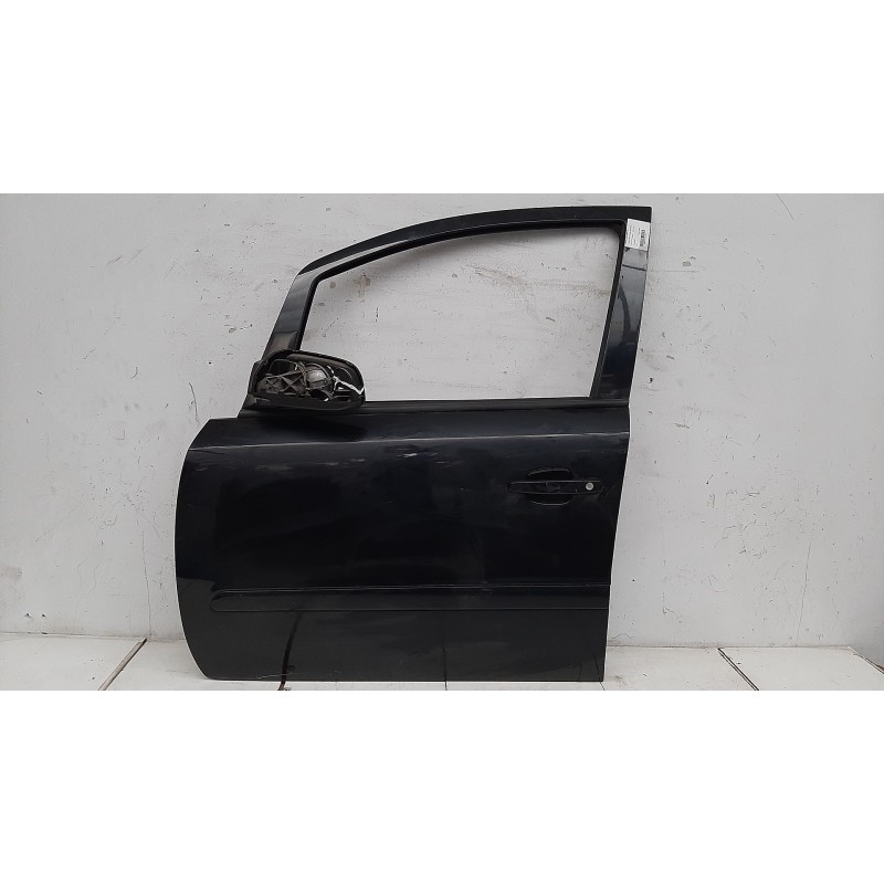 Recambio de puerta delantera izquierda para opel zafira b enjoy referencia OEM IAM  NEGRA 