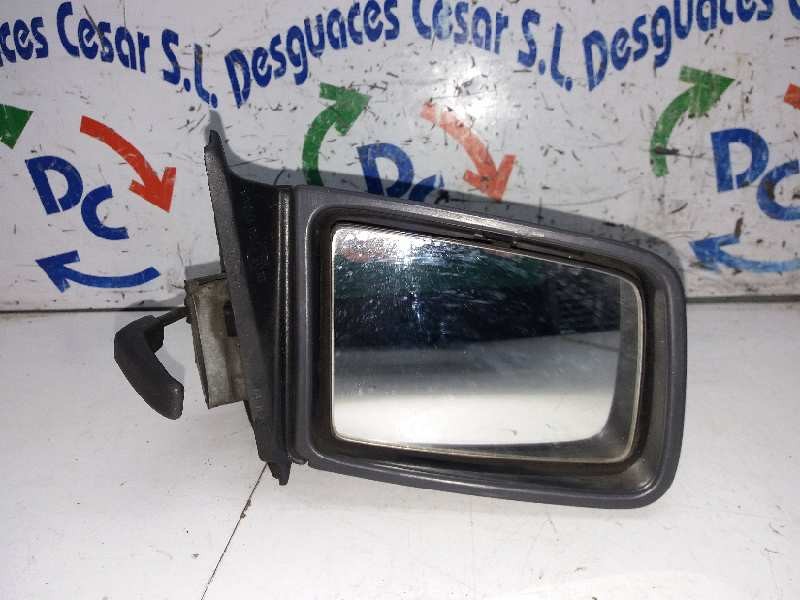Recambio de retrovisor derecho para opel kadett e cup lim. referencia OEM IAM  MANUAL NEGRO