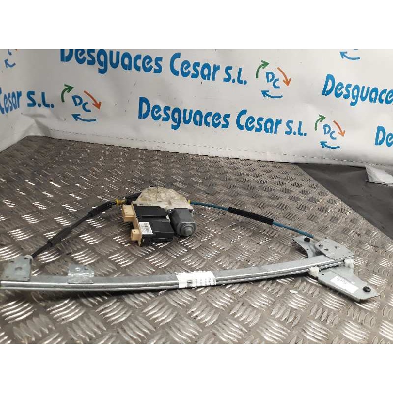 Recambio de elevalunas delantero derecho para peugeot 307 berlina (s2) xs referencia OEM IAM 9222J9  