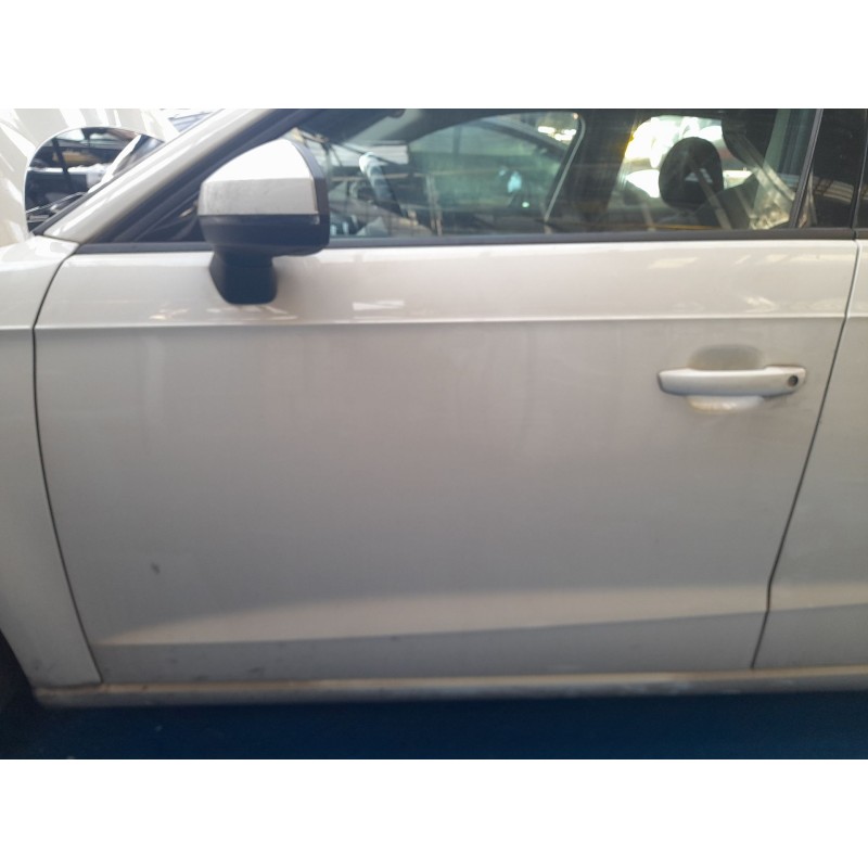 PUERTA DELANTERA IZQUIERDA 8V4831051E 