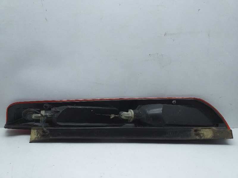 Recambio de piloto trasero izquierdo para ford focus berlina (cap) ghia referencia OEM IAM 1333834  