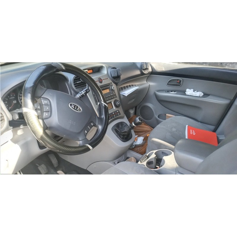 KIA CARENS (UN) - imagen 4