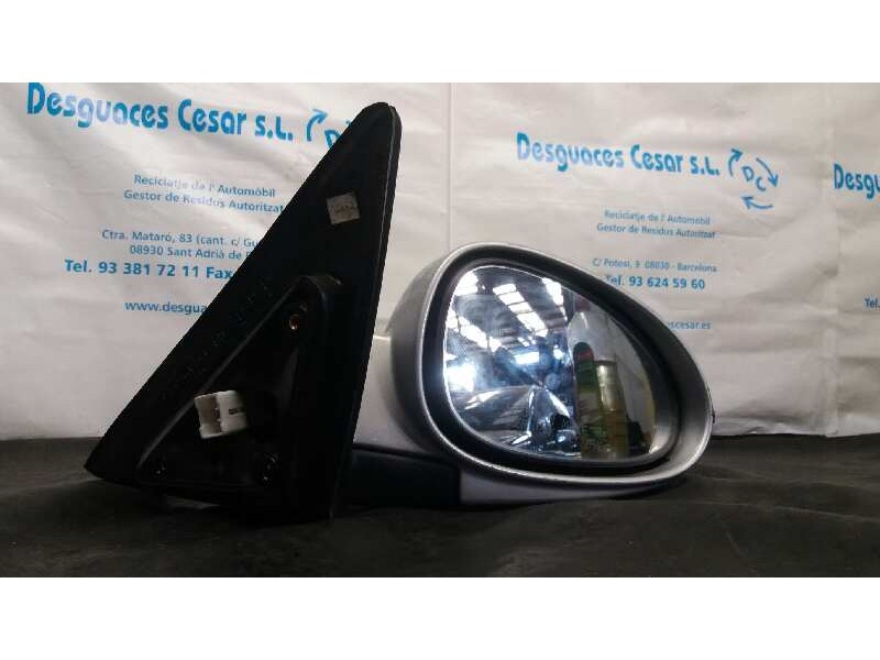 Recambio de retrovisor derecho para daewoo nubira berlina classic se referencia OEM IAM 96270654 ELECTRICO 