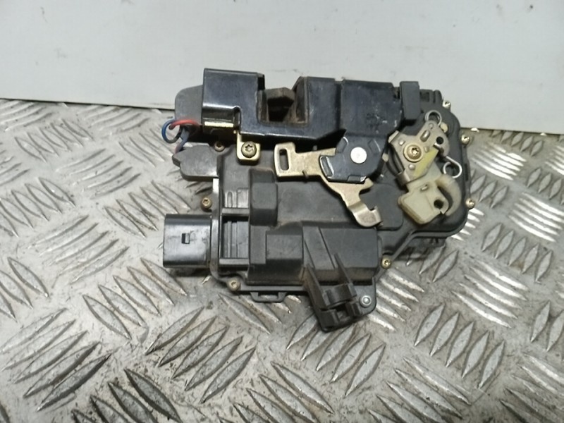 Recambio de cerradura puerta delantera izquierda para volkswagen golf iv berlina (1j1) básico referencia OEM IAM   