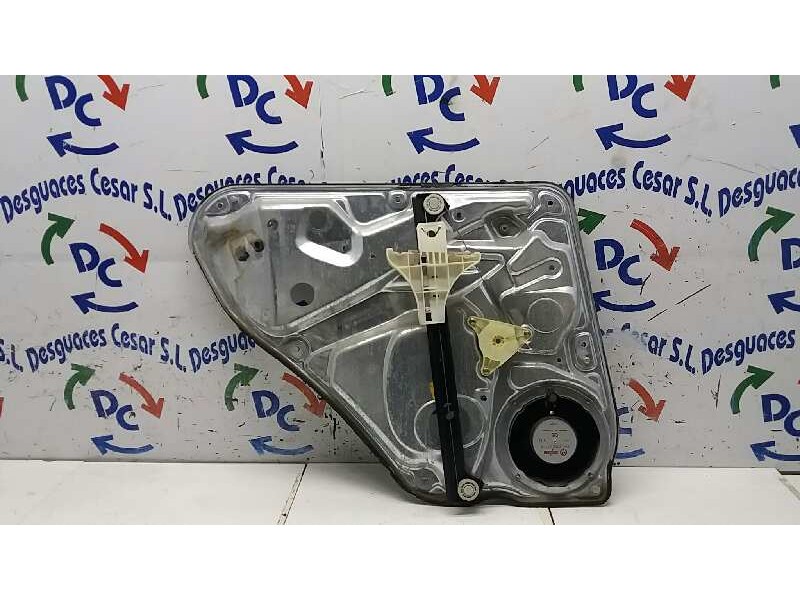 Recambio de elevalunas trasero derecho para volkswagen passat berlina (3b2) comfortline referencia OEM IAM   