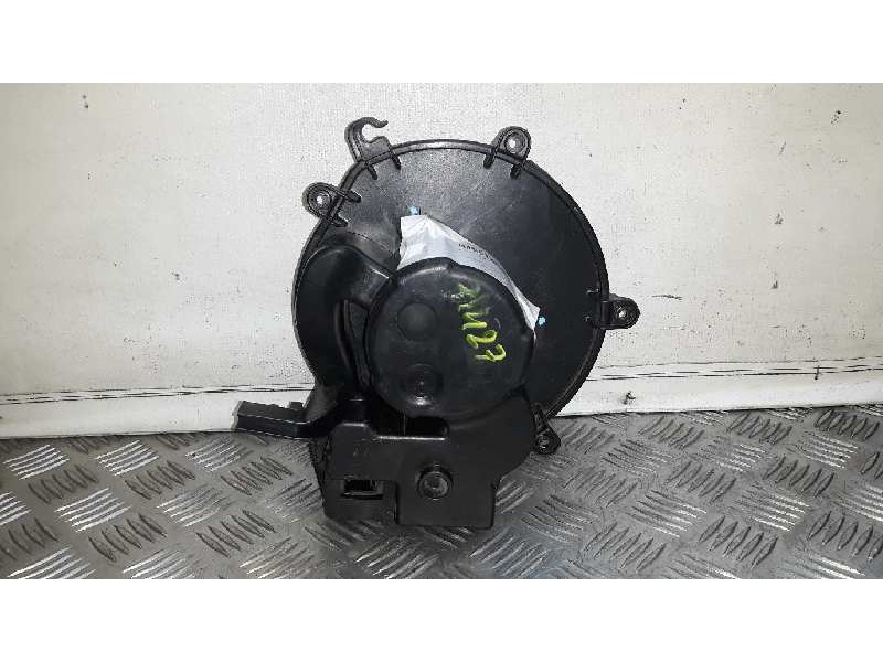 Recambio de motor calefaccion para mercedes-benz clase clk (w209) coupe 320 (209.365) referencia OEM IAM    Recambio de motor calefaccion para mercedes-benz clase clk (w209) coupe 320 (209.365) referencia OEM IAM
