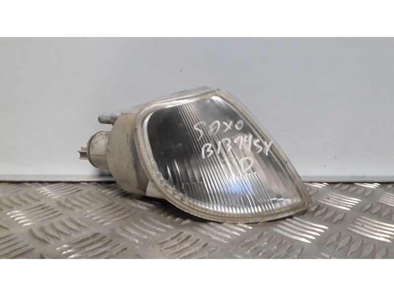 Recambio de piloto delantero derecho para citroën saxo 1.4 vsx referencia OEM IAM   