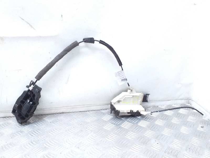 Recambio de cerradura puerta delantera derecha para peugeot partner kombi confort referencia OEM IAM 9135EE  