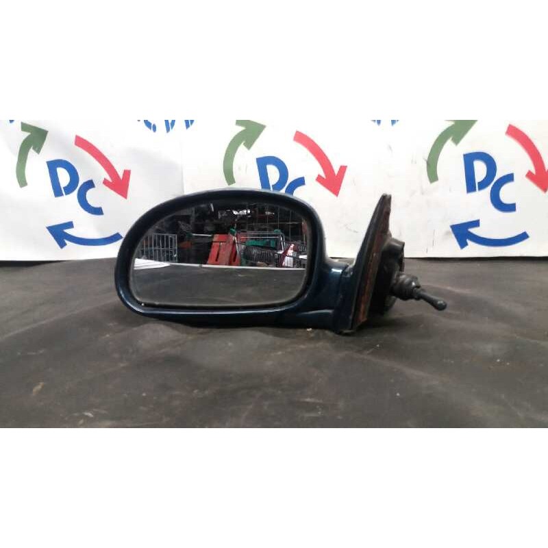 Recambio de retrovisor izquierdo para hyundai lantra berlina (rd) 1.6 gls referencia OEM IAM 8760529601 MANUAL 