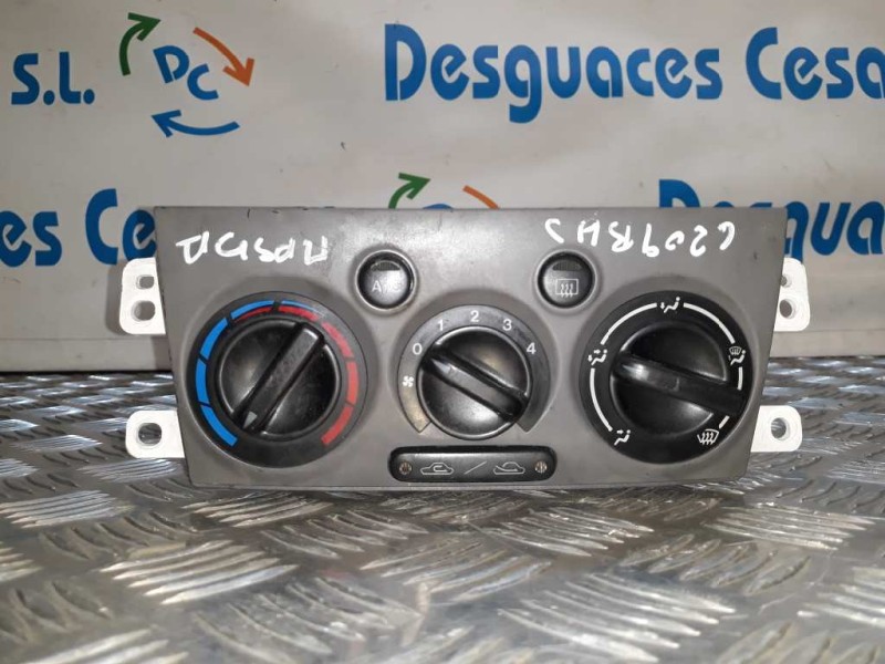 Recambio de mando calefaccion / aire acondicionado para mazda premacy (cp) 2.0 turbodiesel referencia OEM IAM   