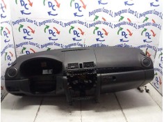 Recambio de salpicadero para mazda 3 berlina (bk) 1.6 crdt active referencia OEM IAM  NEGRO  2