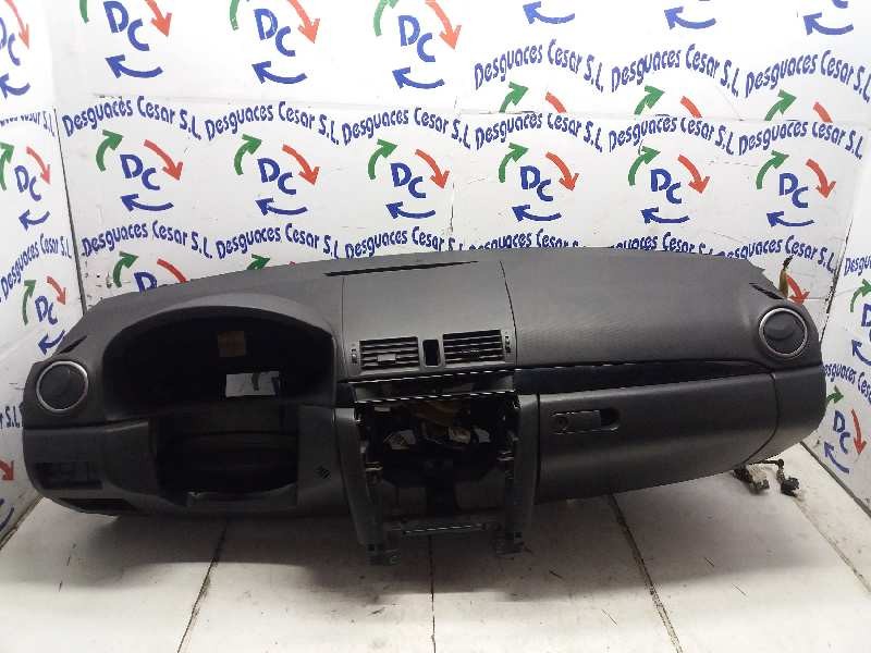 Recambio de salpicadero para mazda 3 berlina (bk) 1.6 crdt active referencia OEM IAM  NEGRO 