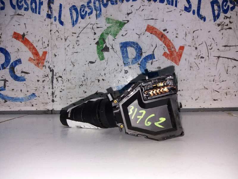 Recambio de mando limpia para nissan almera tino (v10m) acenta referencia OEM IAM 252609F512  