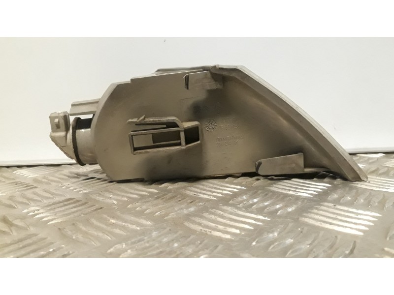 Recambio de piloto delantero izquierdo para citroën xantia berlina 1.8 16v attraction referencia OEM IAM 630369  