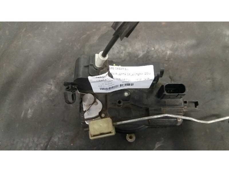 Recambio de cerradura puerta delantera izquierda para opel vectra c berlina club referencia OEM IAM 24447340  