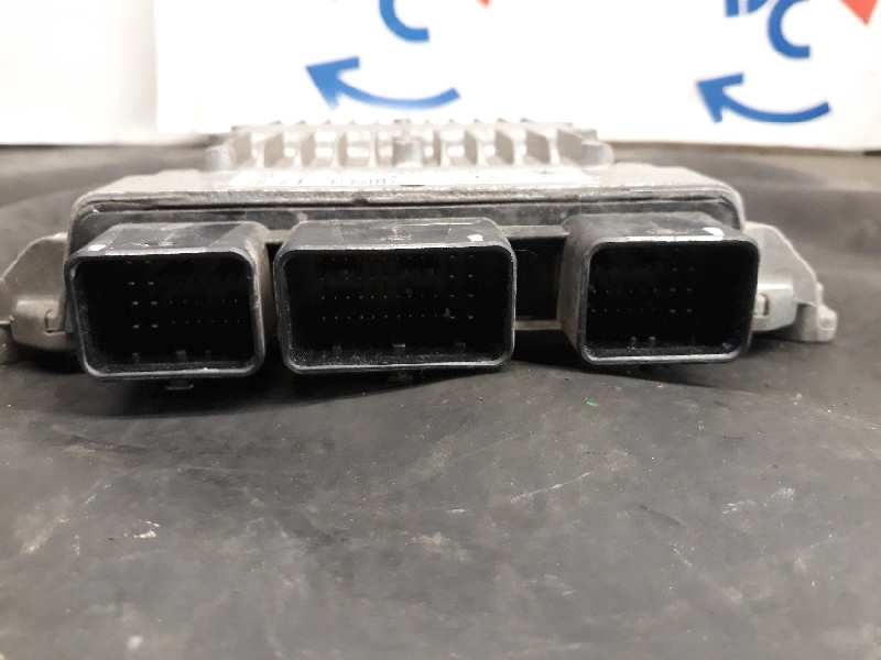 Recambio de centralita motor uce para ford fiesta (cbk) trend referencia OEM IAM 5ws40433a  