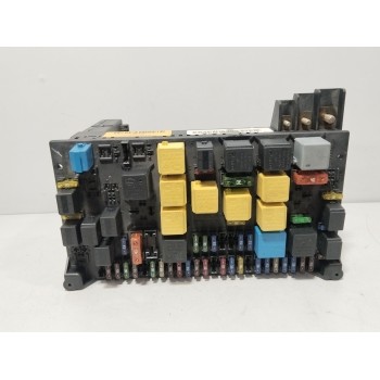 CAJA RELES / FUSIBLES 1635450205 