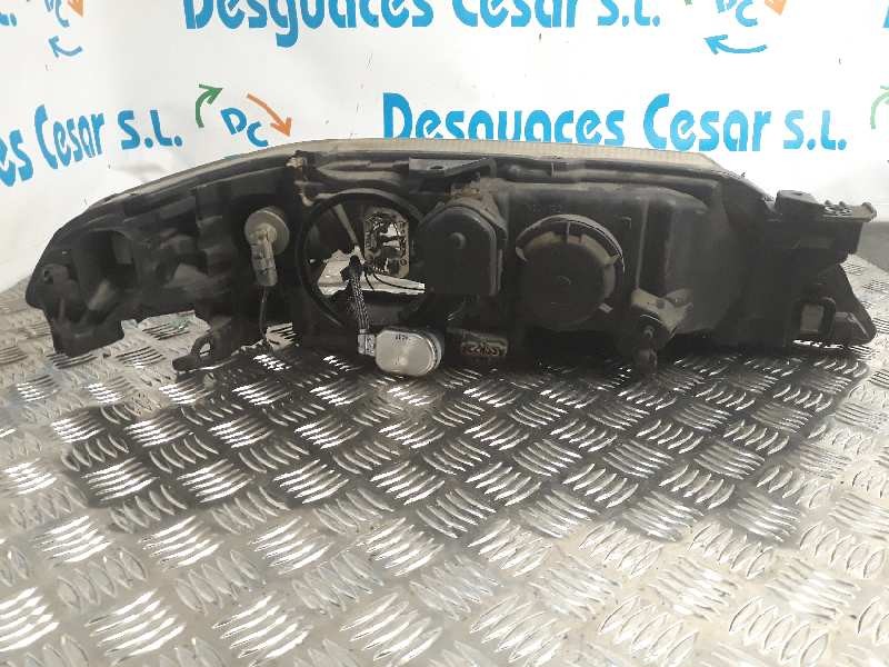 Recambio de faro izquierdo para renault laguna ii grandtour (kg0) privilege referencia OEM IAM  8200163323 