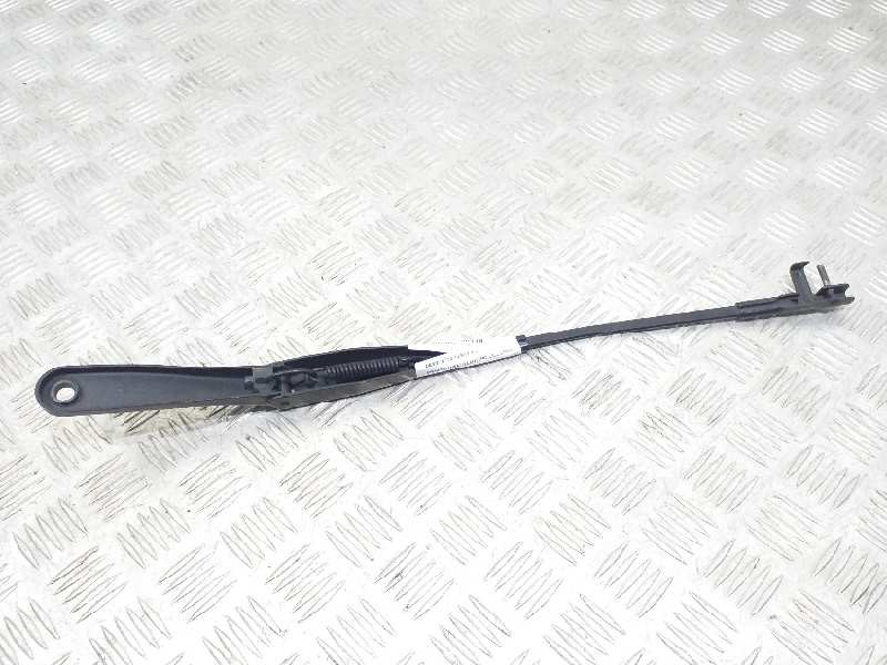 Recambio de brazo limpia delantero izquierdo para opel astra twin top cosmo referencia OEM IAM   
