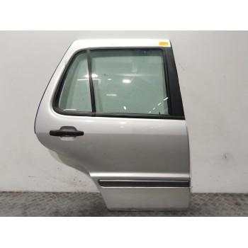 PUERTA TRASERA DERECHA A1637301605 