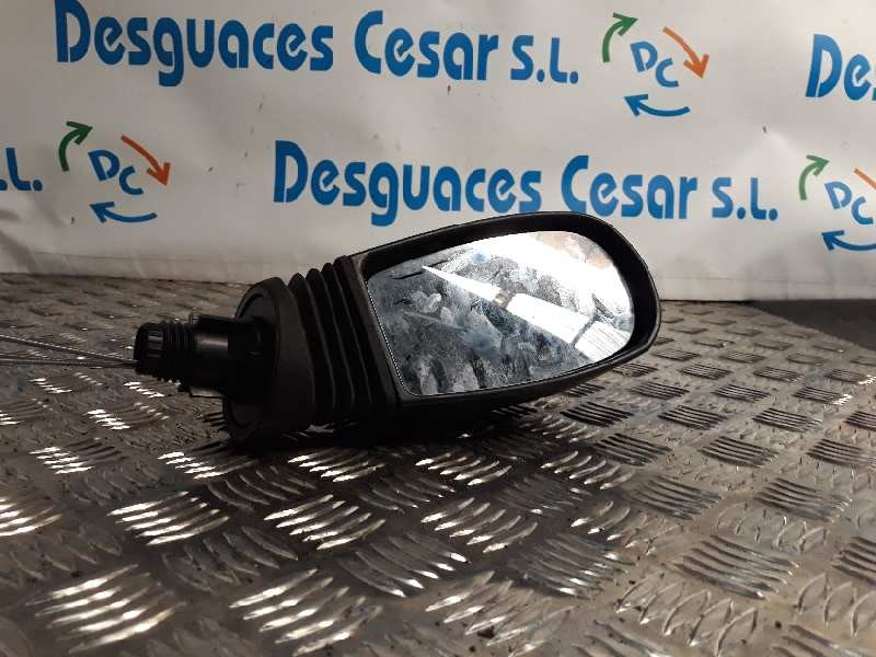 Recambio de retrovisor izquierdo para fiat punto berlina (188) 1.2 8v referencia OEM IAM 0735310075 MANUAL 