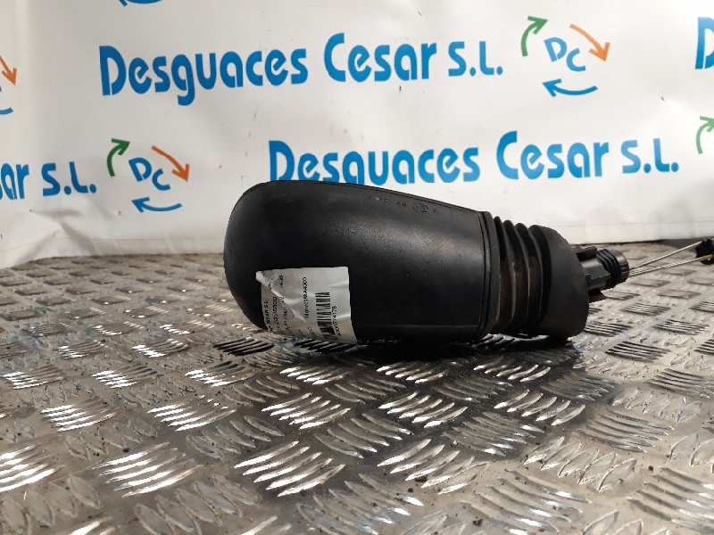 Recambio de retrovisor izquierdo para fiat punto berlina (188) 1.2 8v referencia OEM IAM 0735310075 MANUAL 
