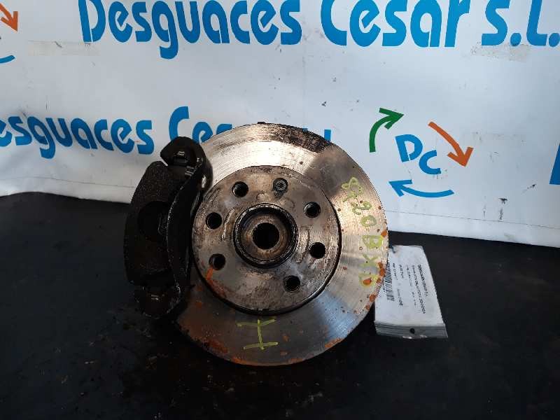 Recambio de mangueta delantera izquierda para opel corsa c club referencia OEM IAM 13154317  
