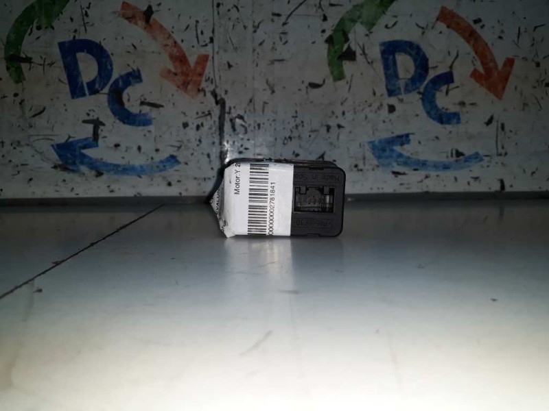 Recambio de mando elevalunas delantero izquierdo para opel zafira a blue line referencia OEM IAM   